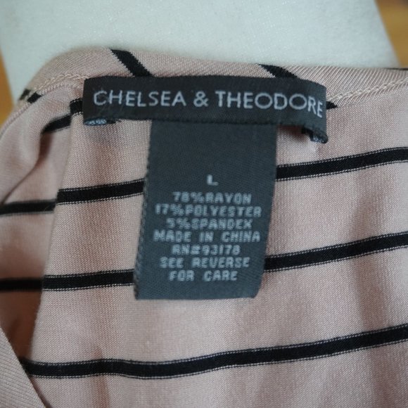 Chelsea & Theodore Black Striped Open Back Shirt Size Large - Picture 7 of 7